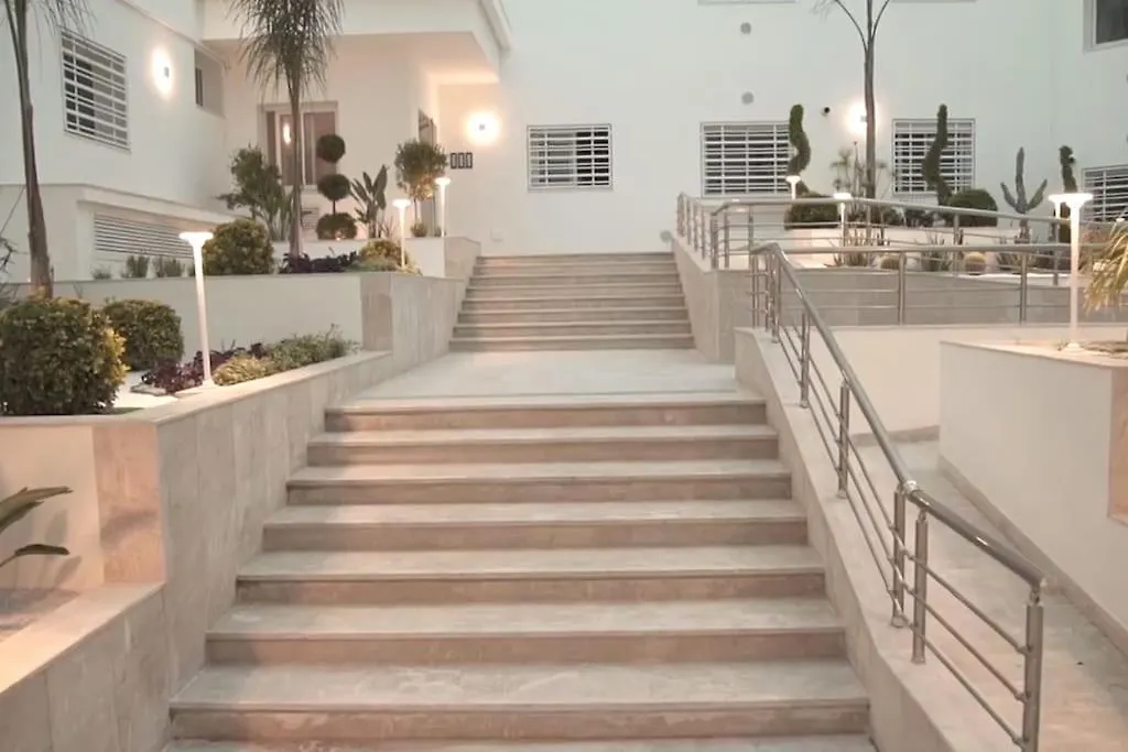 شقة تونس Appartement S+2 Haut Standing Menzah 9C